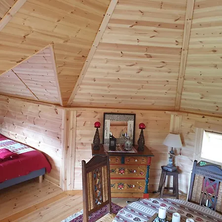 White Wood Kota Nonville