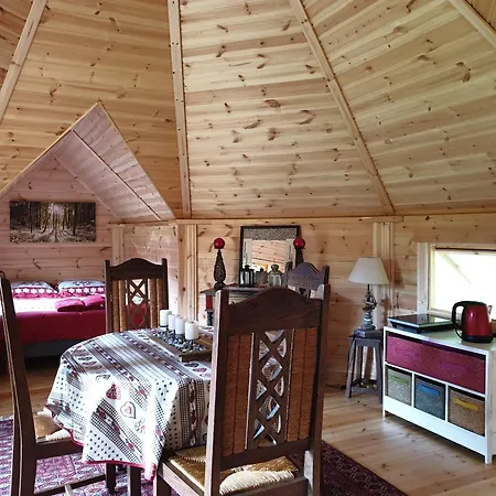 Campo de lujo White Wood Kota Nonville